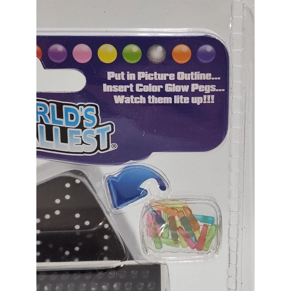 NIP Hasbro's World's‎ Smallest LITE-BRITE #545 Actually Works!